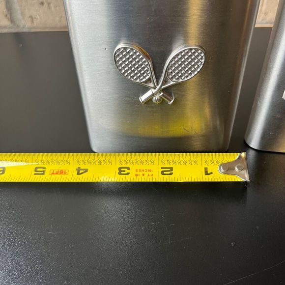 Set of Two Stainless Steel Flask 8 oz 5 in x 4 in x 1 in - Picture 14 of 14